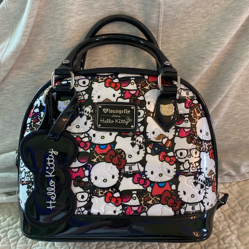 Loungefly loves Hello Kitty bag!!